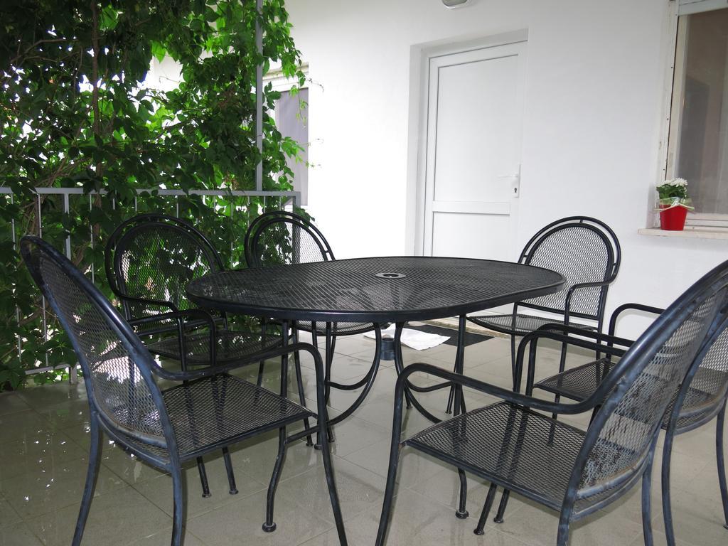 Apartments Luka تروغير الغرفة الصورة