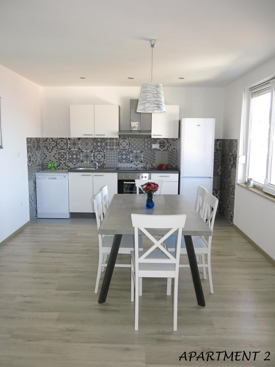 Apartments Luka تروغير المظهر الخارجي الصورة